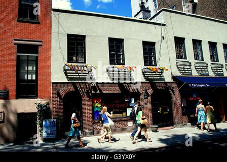 New York City: Legendäre Stonewall Inn in der Christopher Street, Website von 1969 Stonewall riots Stockfoto