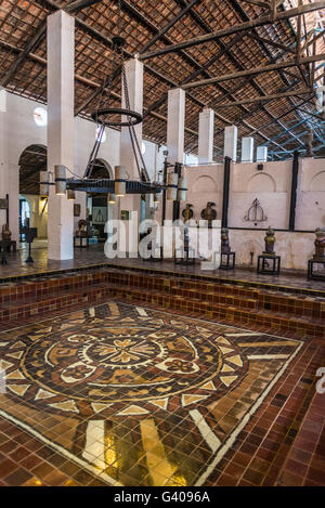 Oficina Ceramica Francisco Brennand, Werkstatt und Galerie Interieur, Recife, Pernambuco, Brasilien Stockfoto