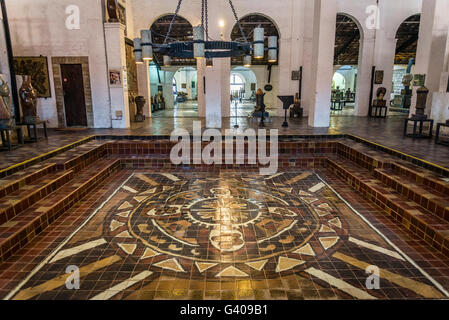 Oficina Ceramica Francisco Brennand, Werkstatt und Galerie Interieur, Recife, Pernambuco, Brasilien Stockfoto