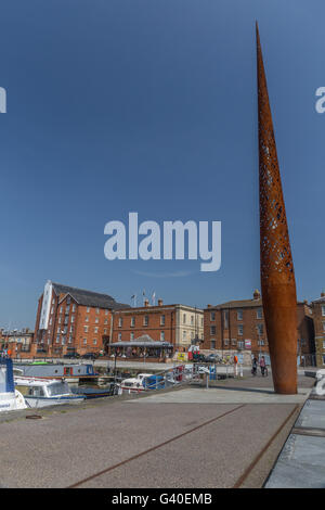 Die Kerze von Wolfgang Buttress in Gloucester Docks Stockfoto