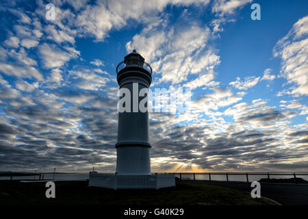 Sonnenaufgang am Kiama Leuchtturm, auch genannt Kiama Hafen Licht, Illawarra Küste, New South Wales, NSW, Australien Stockfoto