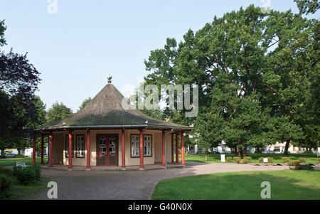 Roter Pavillon am Kamp, Bad Doberan, Mecklenburg-Vorpommern Stockfoto