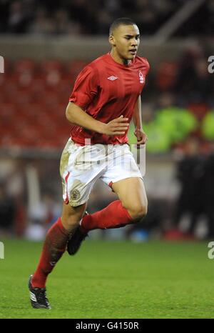 Fußball - FA Youth Cup - vierte Runde - Nottingham Forest / Manchester City - City Ground. Jamaal Lascelles, Nottingham Forest Stockfoto