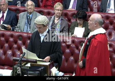 Regisseur und Oscar-prämierter Drehbuchautor Julian Fellowes , der Schöpfer des ITV-Hits Downton Abbey nimmt heute als konservativer Peer seinen Platz im House of Lords ein. Stockfoto
