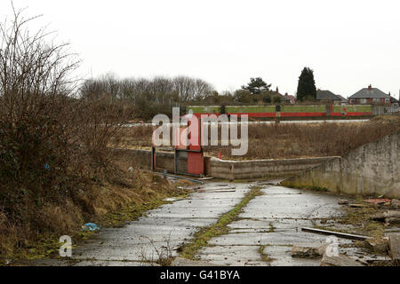 Ein allgemeiner Blick auf die Stelle des ehemaligen Wohnhauses des Doncaster Rovers Football Club, Belle Vue. Vom Verein von 1922 bis 2007 verwendet, als der Verein in das aktuelle Keepmoat-Stadion umzog. Das Gebiet ist derzeit verödert Stockfoto