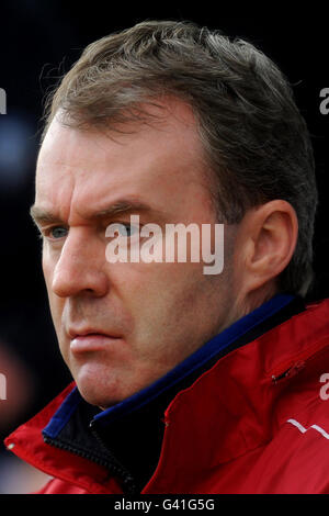 Chesterfield-Manager John Sheridan beim Spiel npower League Two im B2net Stadium, Chesterfield. Stockfoto