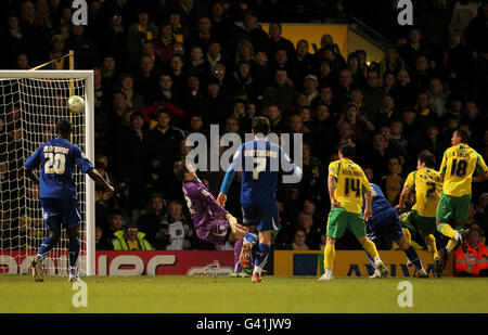 Fußball - Npower Football League Championship - Norwich City gegen Cardiff City - Carrow Road Stockfoto