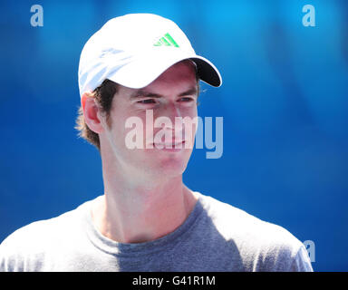 Tennis - 2011 Australian Open - Tag 7 - Melbourne Park. Andy Murray aus Großbritannien während einer Trainingseinheit am 7. Tag der Australian Open 2011 im Melbourne Park in Melbourne, Australien. Stockfoto