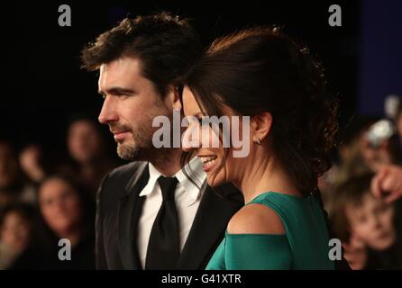 Davina McCall und ihr Ehemann Matthew Robertson kommen für die National Television Awards 2011 in der O2 Arena in London an. Stockfoto