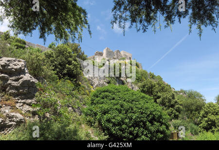 Das Bergdorf St. Agnes, Frankreich, 9. Juni 2016. Das französische Dorf Sainte-Agnes ist auch bekannt als das höchste Dorf an der Küste in Europa. Foto: SOEREN STACHE/dpa Stockfoto