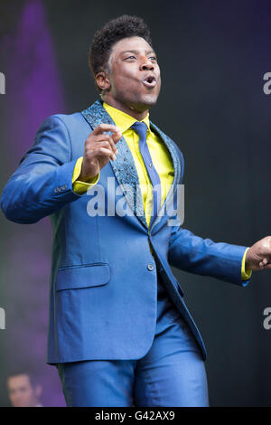 Trafalgar Square London, UK. 18. Juni 2016. Schön das Carole King Musical auf der Bühne im West End Live in Trafalgar Square London Credit: Keith Larby/Alamy Live News Stockfoto