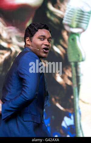 Trafalgar Square London, UK. 18. Juni 2016. Schön das Carole King Musical auf der Bühne im West End Live in Trafalgar Square London Credit: Keith Larby/Alamy Live News Stockfoto