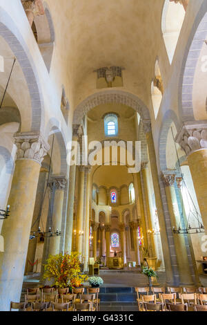 Notre-Dame-du-Mont-Cornadore de Saint-Nectaire, romanische Kirche in Saint-Nectaire, Puy-de-Dôme, Auvergne, Frankreich Stockfoto