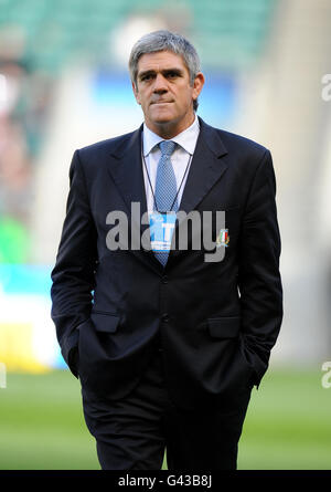 Rugby Union - RBS 6 Nations Championship 2011 - England gegen Italien - Twickenham. Italiens Trainer Nick Mallett Stockfoto