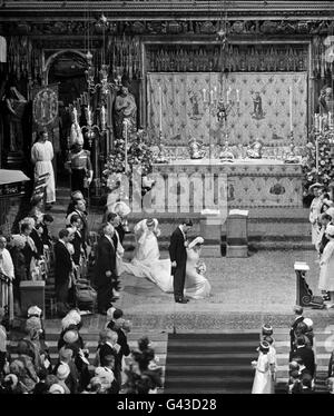 Royalty - Prinzessin Alexandra und Angus Ogilvy Hochzeit - London Stockfoto