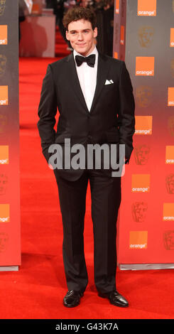 Bafta Awards 2011 - Ankunft - London. Sam Claflin bei den Orange British Academy Film Awards 2011 im Royal Opera House, Covent Garden, London. Stockfoto