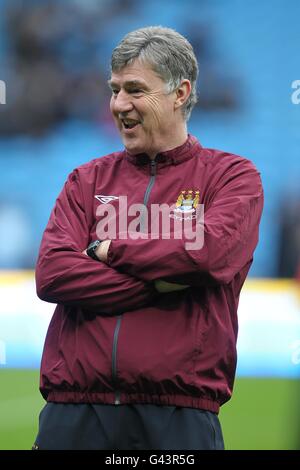 Fußball - FA Cup - vierte Runde Replay - Manchester City / Notts County - City of Manchester Stadium. Brian Kidd, Assistant Manager von Manchester City Stockfoto