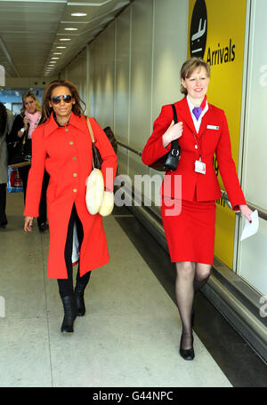 Die ehemalige Spice Girl Melanie Brown kommt am Flughafen Heathrow an. Stockfoto