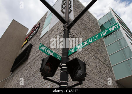 Der Tragically Hip Weg vor Rogers K-Rock Centre in Kingston, Ontario, am 25. Mai 2016. Stockfoto