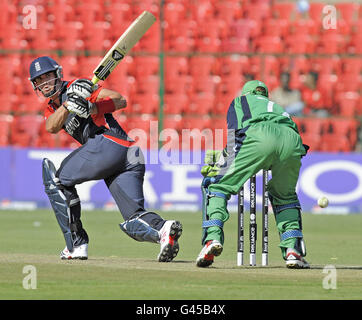 Der englische Kevin Pietersen in Aktion während des ICC Cricket World Cup Spiels im AT M Chinnaswamy Stadium, Bangalore, Indien. Stockfoto