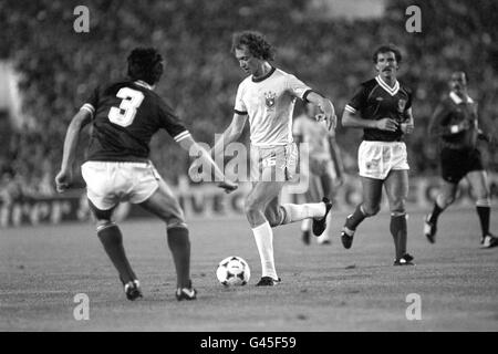 Fußball - WM Spanien 1982 - Gruppe Six - Brasilien V Schottland - Benito Villamarin Stadion, Sevilla Stockfoto