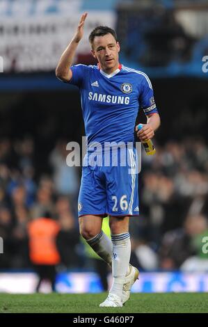 Fußball - Barclays Premier League - Chelsea / Manchester City - Stamford Bridge. Chelsea's John Terry feiert den Sieg nach dem letzten Pfiff Stockfoto