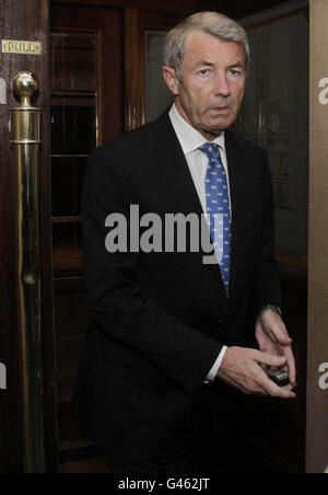 Unabhängiger TD Michael Lowry im Davenport Hotel in Dublin heute Abend. Stockfoto