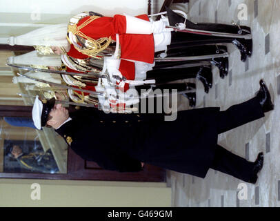 Der Herzog von York trifft im Rahmen der Feierlichkeiten zum Staatsbesuch des israelischen Präsidenten Weizman im Februar 25 am Buckingham Palace ein. Weizman ist für einen dreitägigen Besuch in Großbritannien. Stockfoto