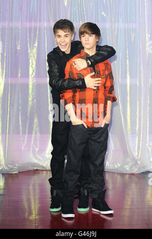 Justin Bieber enthüllt sein neues Wachsfigurenkabinett bei Madame Tussauds in London. Stockfoto