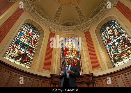 Bürgerrechtler und ehemaliger Präsidentschaftskandidat Reverend Jesse Jackson im Trinity College, der sich heute an das College Historical Society im Trinity College Dublin wendet. Stockfoto