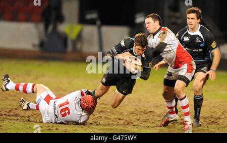 Glasgow Warriors Peter Murchie wird von Ulsters Rory Best während des Spiels der Magners League im Firhill Stadium in Glasgow angegangen. Stockfoto