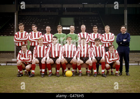 Fußball - Brentford Football Club - Fototermin - Griffin Park Stockfoto