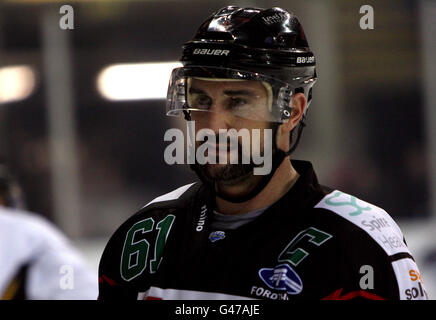 Eishockey - Elite Ice Hockey League - 2011 Play Offs - Finale - Cardiff Devils gegen Nottingham Panthers - Capital FM Arena. Ryan Finnerty, Cardiff Devils Stockfoto