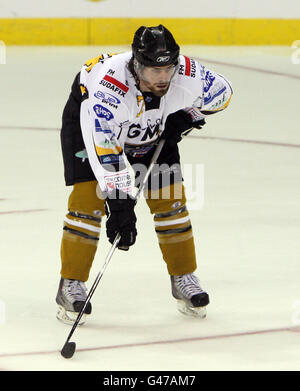 Eishockey - Elite Ice Hockey League - 2011 Play Offs - Finale - Cardiff Devils gegen Nottingham Panthers - Capital FM Arena. Rob Bellamy, Nottingham Panthers Stockfoto