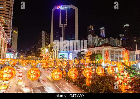 Singapur-Januar 17, 2016: mehr als 2.600 handgefertigte Laternen leuchten auf den Straßen in Chinatown Chinese New Year Feiern Stockfoto