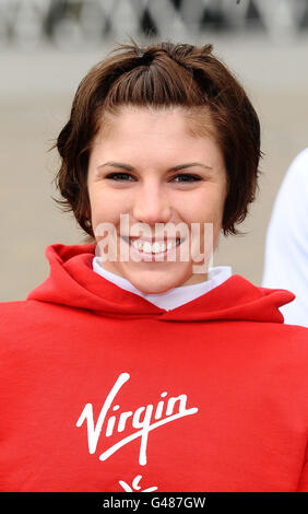 Leichtathletik - Virgin London Marathon 2011 - Elite Rollstuhl Fotocall - The Tower Hotel. Die Elite-Rollstuhlathletin Amanda McGrory beim Virgin London Marathon-Fotocall im Tower Hotel in London. Stockfoto