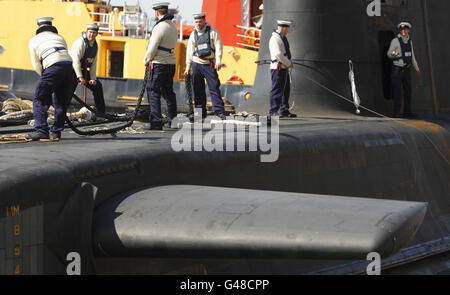 Das neueste und fortschrittlichste U-Boot der Royal Navy, HMS Astute, kam heute in Southampton für einen fünftägigen Besuch der Stadt an. Stockfoto