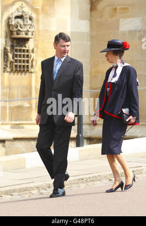 Prinzessin Anne und ihr Mann Tim Lawrence kommen zum Ostermatinendienst in der St. George's Chapel, Windsor Castle, an. Stockfoto