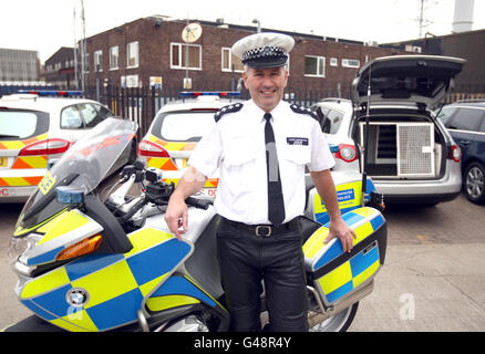 Hauptkommissar Duncan Morley der Metropolitan Police Traffic Division, der am Tag der Hochzeit von Prinz William und Catherine Middleton für alle Straßensperrungen verantwortlich sein wird. DRÜCKEN SIE VERBANDSFOTO. Ausgabedatum: Dienstag, 26. April 2011. Bildnachweis sollte lauten: Steve Parsons/PA Wire Stockfoto