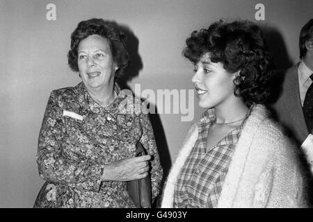 Auszeichnungen - "Women of the Year" Luncheon - Savoy Hotel, London Stockfoto