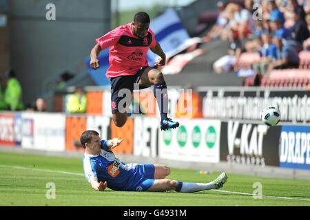 Fußball - Barclays Premier League - Wigan Athletic V Everton - DW-Stadion Stockfoto