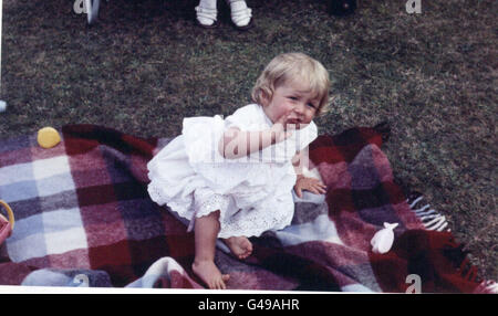 Familienalbumbild von Lady Diana Spencer im Park House, Sandringham, Norflk an ihrem ersten Geburtstag. Stockfoto