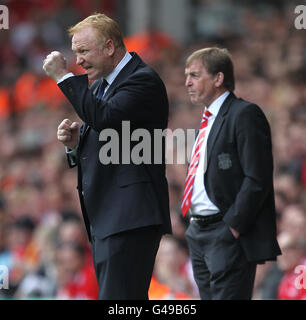 Fußball - Barclays Premier League - Liverpool - Birmingham City - Anfield. Alex McLeish, Manager von Birmingham City Stockfoto