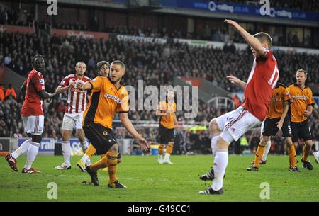 Fußball - Barclays Premier League - Stoke City gegen Wolverhampton Wanderers - Britannia Stadium. Ryan Shawcross von Stoke City erzielt das zweite Tor seines Spielers Stockfoto