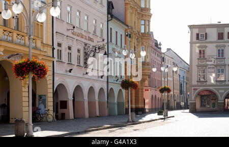 Häuserzeile, historisches Viertel von Ceske Budejovice, auch bekannt als Budweiser Budvar, Südböhmen, Tschechien, Europa Stockfoto