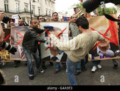 Demonstration, Aufstände in der muslimischen Welt zu unterstützen Stockfoto