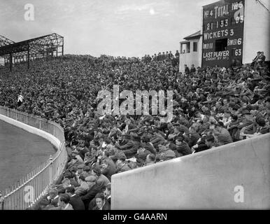 Cricket - England V Australien Dienstleistungen - Tag eins - Bramall Lane, Sheffield Stockfoto