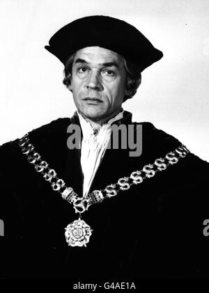 PA NACHRICHT FOTO 04.11.67 SCHAUSPIELER PAUL SCOFIELD ALS SIR THOMAS MORE IN DEM FILM "EIN MANN FÜR ALLE JAHRESZEITEN". DIE ROLLE, DIE IHM DEN ACADEMY AWARD FÜR DIE BESTE LEISTUNG EINES SCHAUSPIELERS GEWANN. Stockfoto