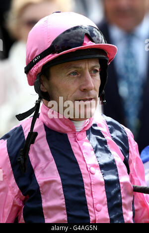 Pferderennen - 2011 Dante Festival - totesport Dante Stakes Day - York Racecourse. Jockey Kieren Fallon Stockfoto