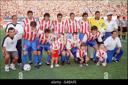 WM 1998 AFP-FOTO Paraguay (L-R stehend) nicht identifiziert, Catalino Rivarola, Richart Baez, Francisco Esteche, Silvio Suarez, Celso Ayala, Jose Luis Chilavert, nicht identifiziert (L-R erste Reihe) nicht identifiziert, Julio Enciso, Miguel Benitez, Carlos Gamarra, Hugo Ovelar, Roberto Acuna, nicht identifiziertes AFP-FOTO Paraguay (de G D debout) non-identifi , Catalino Rivarola, Richart Baez, Francisco Esteche, Silvio Suarez, Celso Ayala, Jose Luis Chilavert, non-identifi (de G D accroupis) non-identifi , Julio Enciso, Miguel Benitez, Carlos Gamarra, Hugo Ovelar, Roberto Acuna, nicht-identifi AFP-FOTO Stockfoto